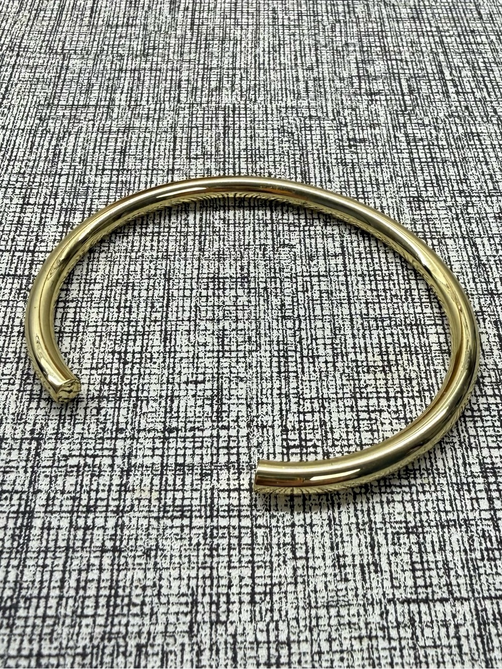 Uncommon James Gold Minimalist Bangle Bracelet